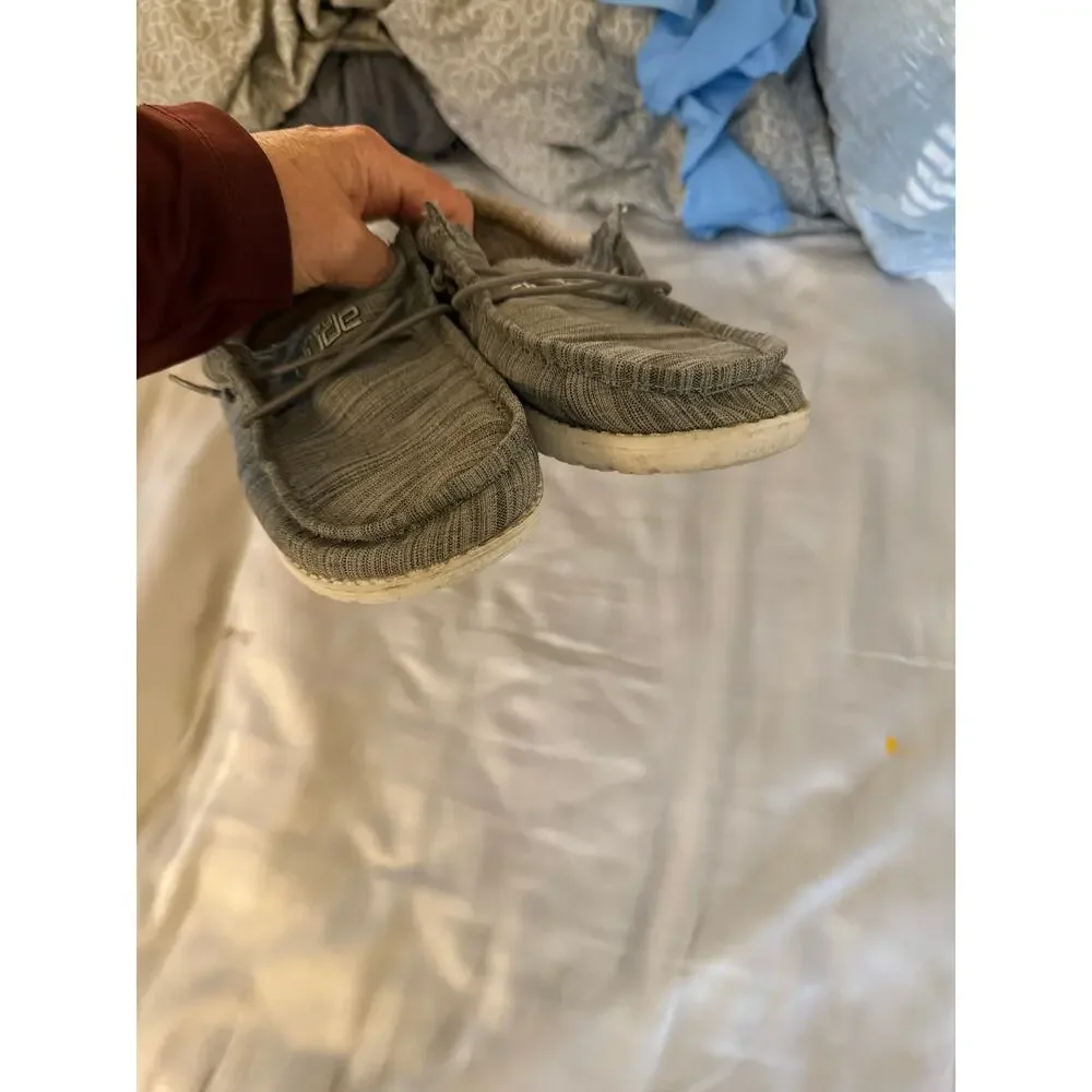 Hey Dude light grey  size 5
